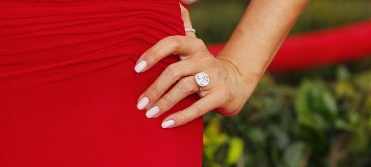 Sofia Vergaras diamond ring revealed